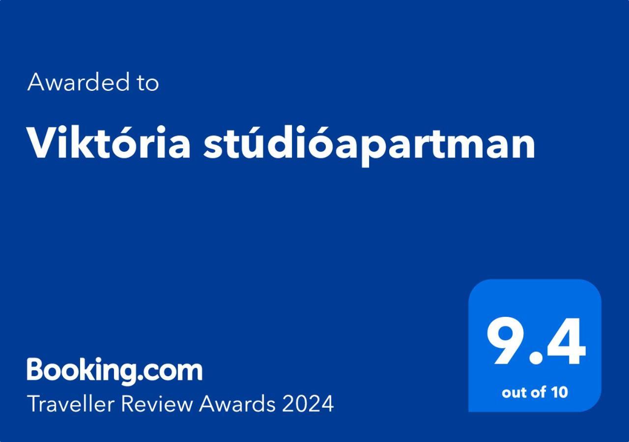 Viktoria Studioapartman Дьор Екстериор снимка