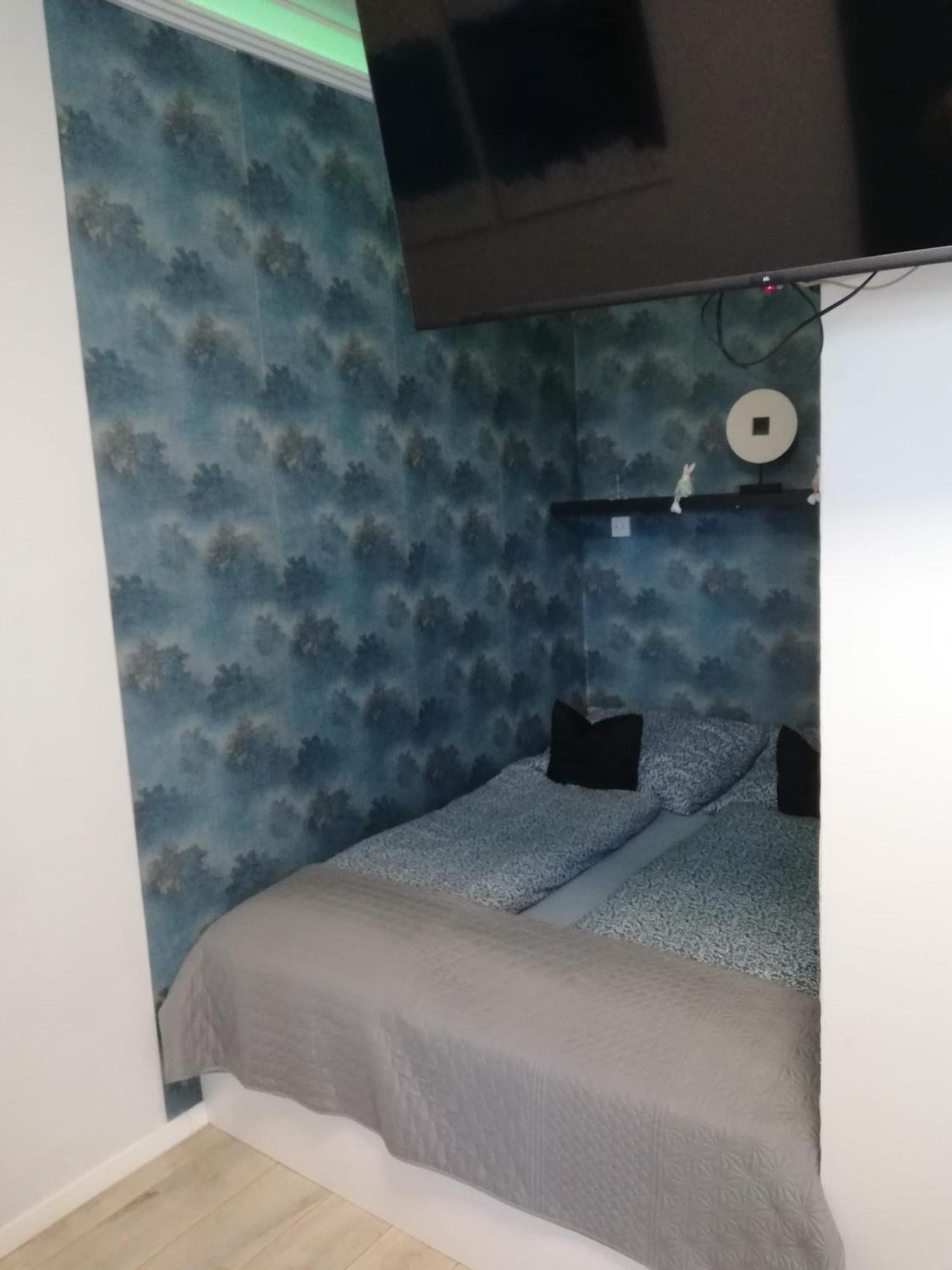 Viktoria Studioapartman Дьор Екстериор снимка